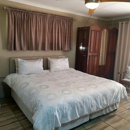 Rand Self-Catering Accommodation Carolina Екстер'єр фото