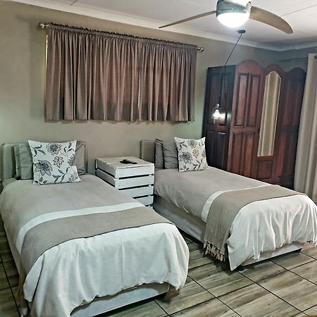 Rand Self-Catering Accommodation Carolina Екстер'єр фото