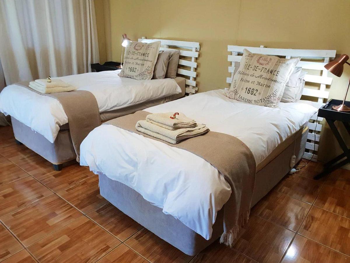 Rand Self-Catering Accommodation Carolina Екстер'єр фото